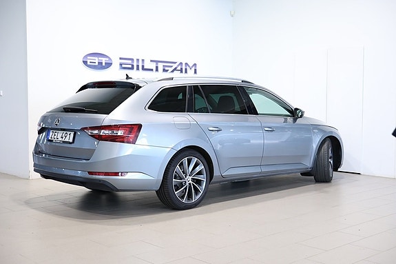 Skoda Superb 3 of 5