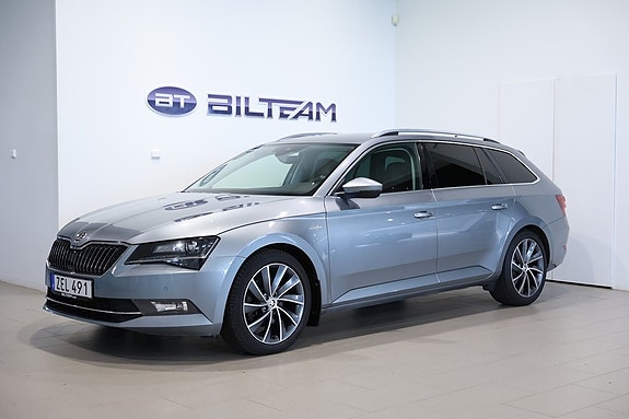 Skoda Superb 2 of 5