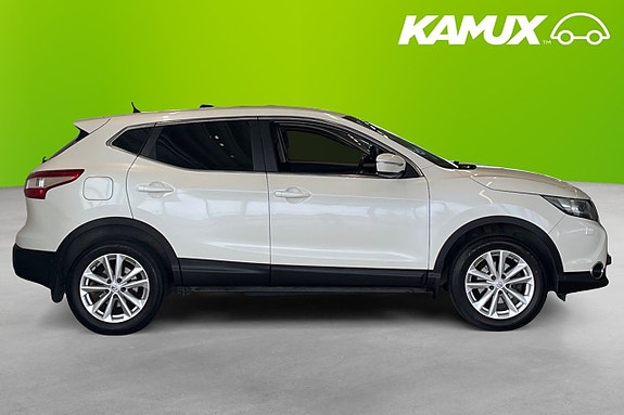 Nissan Qashqai 2 of 5