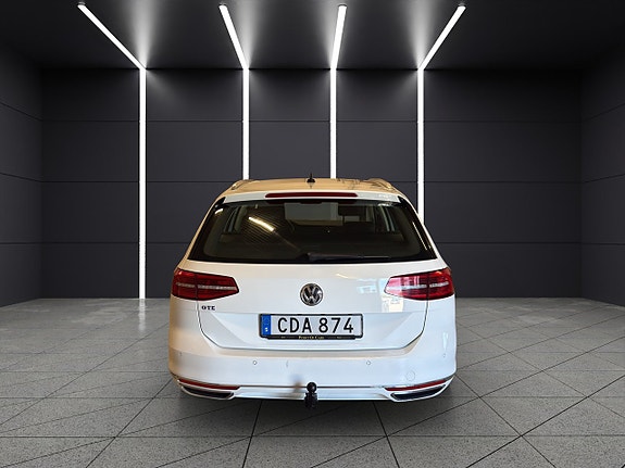 Volkswagen Passat 5 of 5