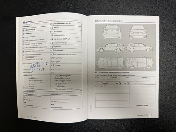 Volkswagen Passat 24 of 30