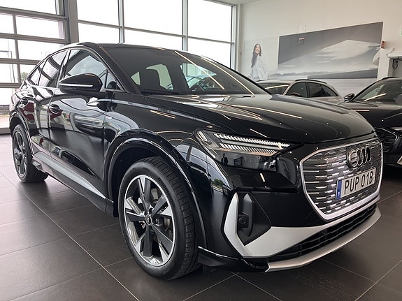 Audi Q4 Sportback e-tron 3 of 5