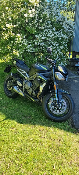 Triumph STREET LE RS 2 of 5
