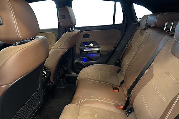 Mercedes-Benz GLA250 e 10 of 16
