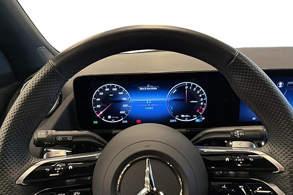 Mercedes-Benz GLA250 e 6 of 16