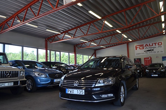Volkswagen Passat 12 of 23