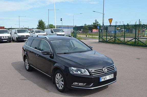 Volkswagen Passat 9 of 23