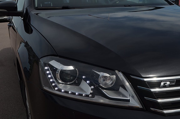 Volkswagen Passat 22 of 23