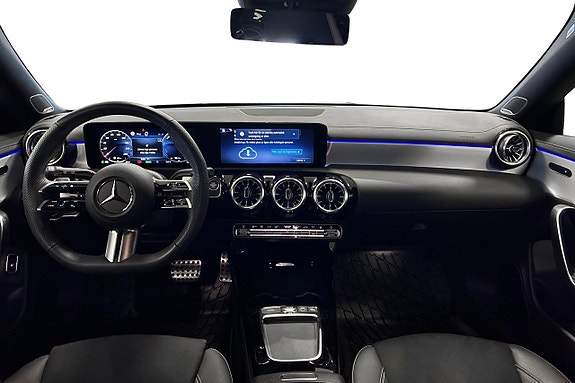 Mercedes-Benz CLA250 e 8 of 12