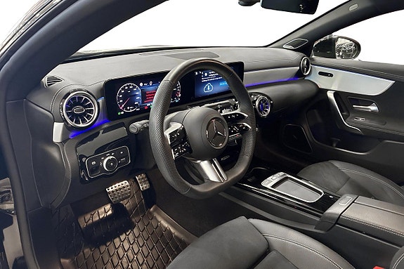 Mercedes-Benz CLA250 e 6 of 12