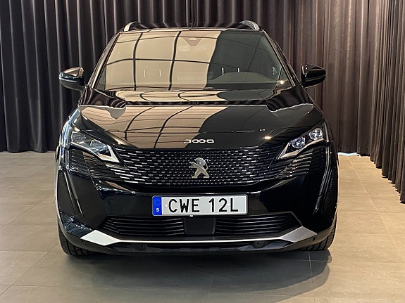 Peugeot 3008 4 of 5