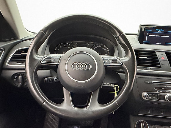 Audi Q3 14 of 30