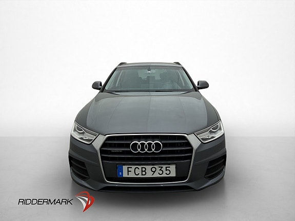 Audi Q3 2 of 5