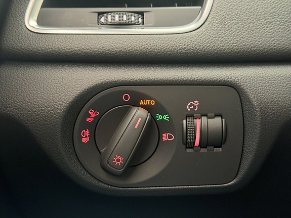 Audi Q3 27 of 30