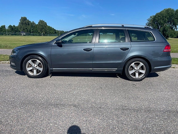 Volkswagen Passat 3 of 5