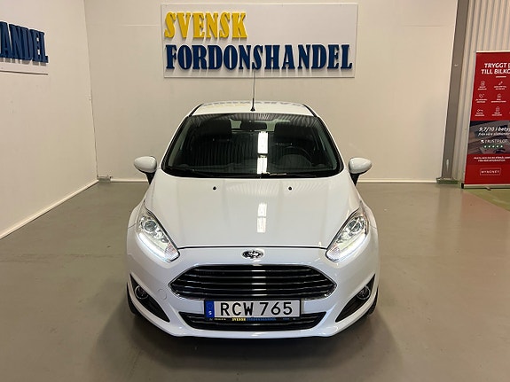 Ford Fiesta 3 of 5