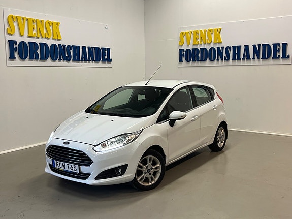 Ford Fiesta 2 of 5