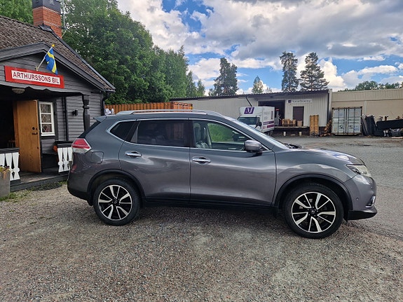 Nissan X-Trail 4 of 5