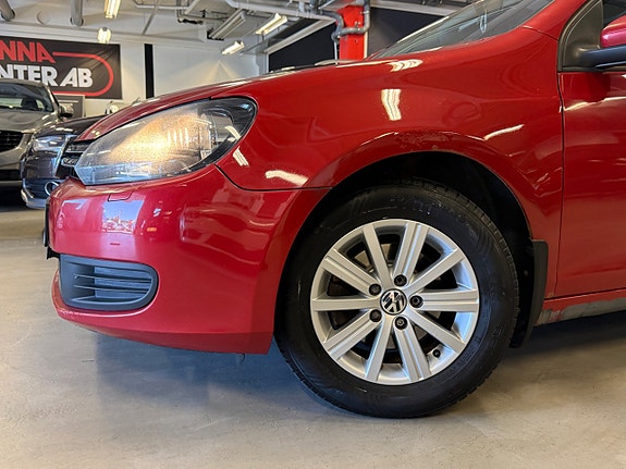 Volkswagen Golf VI 2 of 24