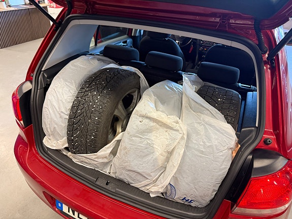 Volkswagen Golf VI 24 of 24