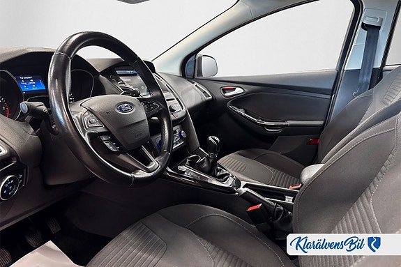 Ford Focus 7 of 13