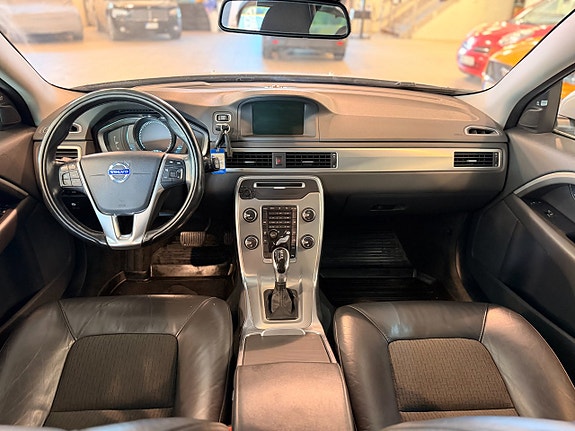 Volvo V70 9 of 19