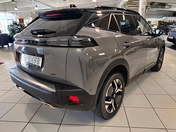 Peugeot 2008 4 of 5