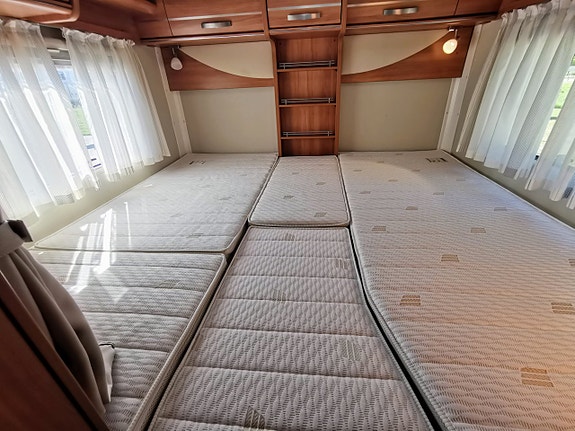 Hymer Exsis-t 688 6 of 13