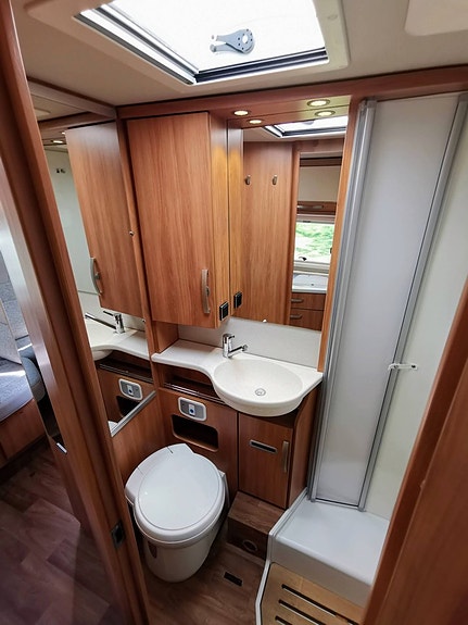 Hymer Exsis-t 688 9 of 13