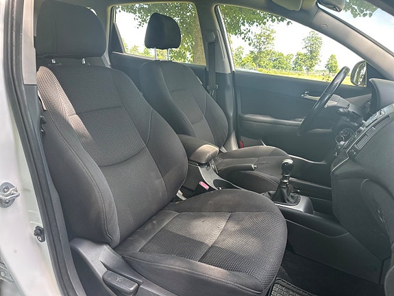 Hyundai i30 11 of 15