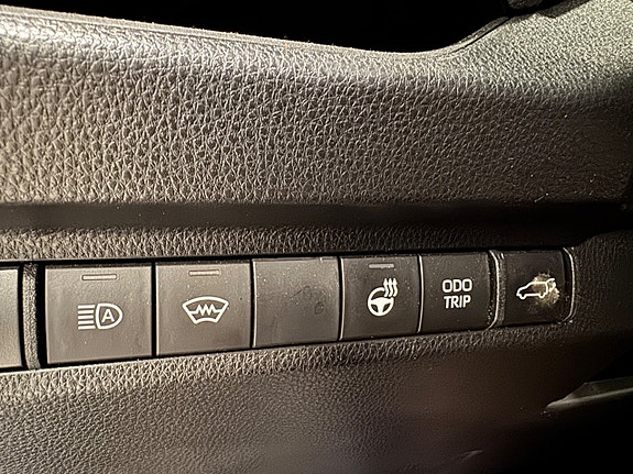 Toyota RAV4 24 of 25