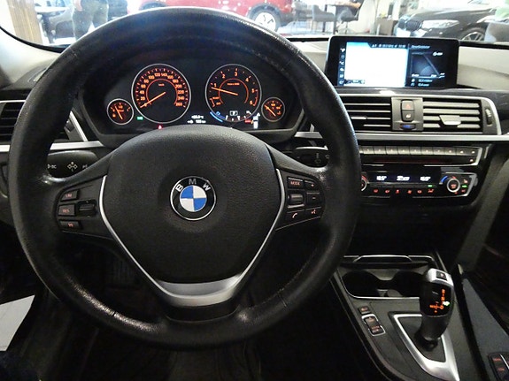 BMW 320d 16 of 23