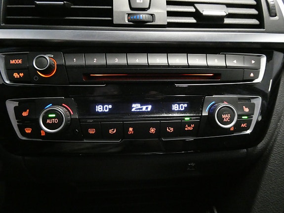 BMW 320d 18 of 23