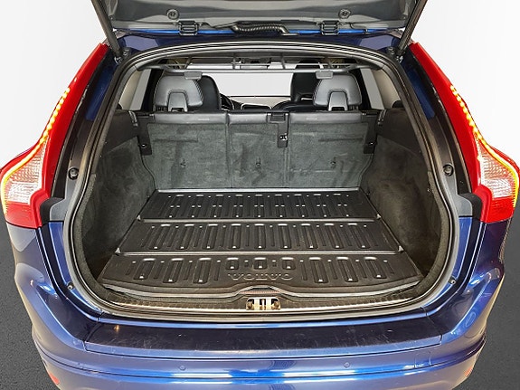 Volvo XC60 6 of 15