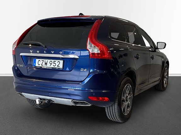 Volvo XC60 4 of 15