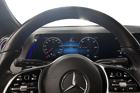 Mercedes-Benz EQB300 5 of 5