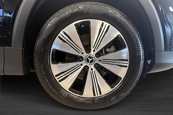 Mercedes-Benz EQB300 11 of 12