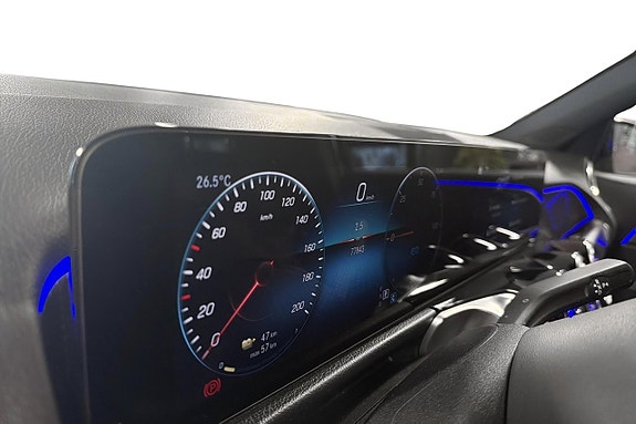 Mercedes-Benz EQB300 12 of 12