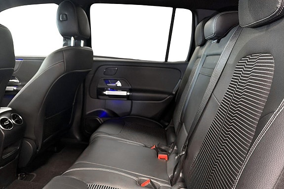 Mercedes-Benz EQB300 9 of 12