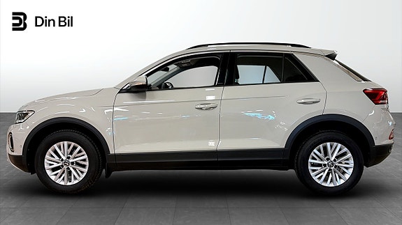 Volkswagen T-Roc 2 of 5