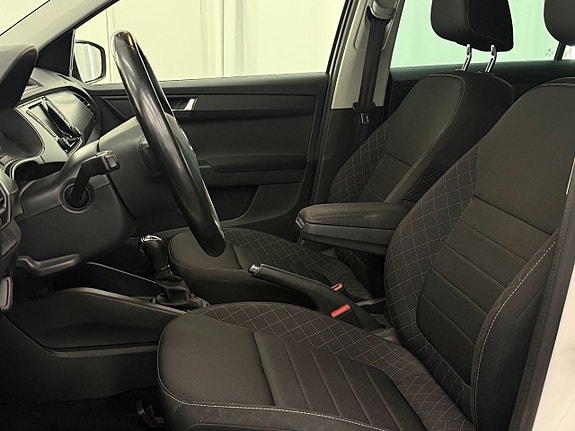 Skoda Fabia 7 of 17