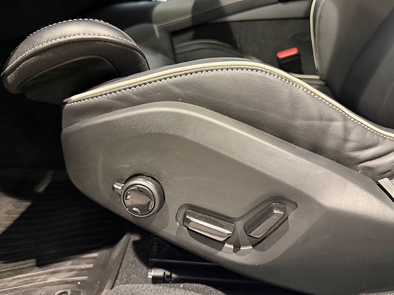 Volvo S60 12 of 17