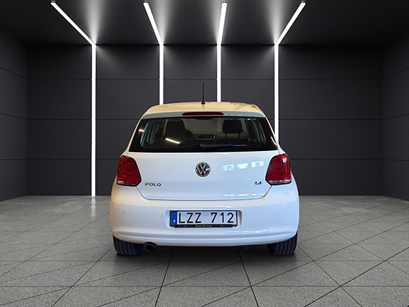 Volkswagen Polo 5 of 5