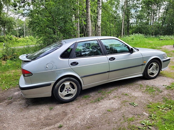 Saab 9-3 2 of 4