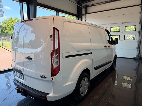 Ford Transit Custom 4 of 9