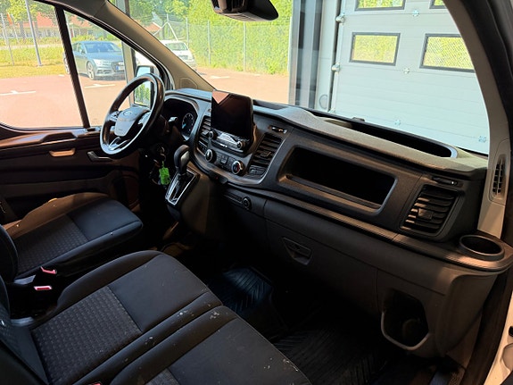 Ford Transit Custom 8 of 9
