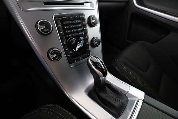 Volvo XC60 24 of 30