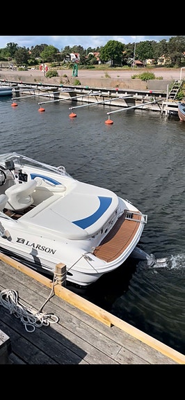 Larson 180 bowrider + 80-släp och wakeboardtorn 3 of 5