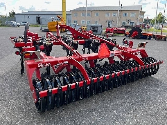 He-Va Triple Tiller 7 of 8