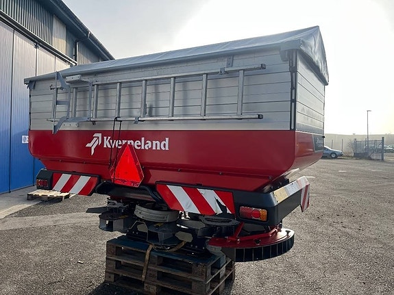 Kverneland TLX Geospread 4 of 10